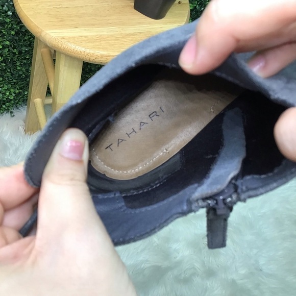 Tahari Charles suede ankle booties tamarind - Picture 4 of 5